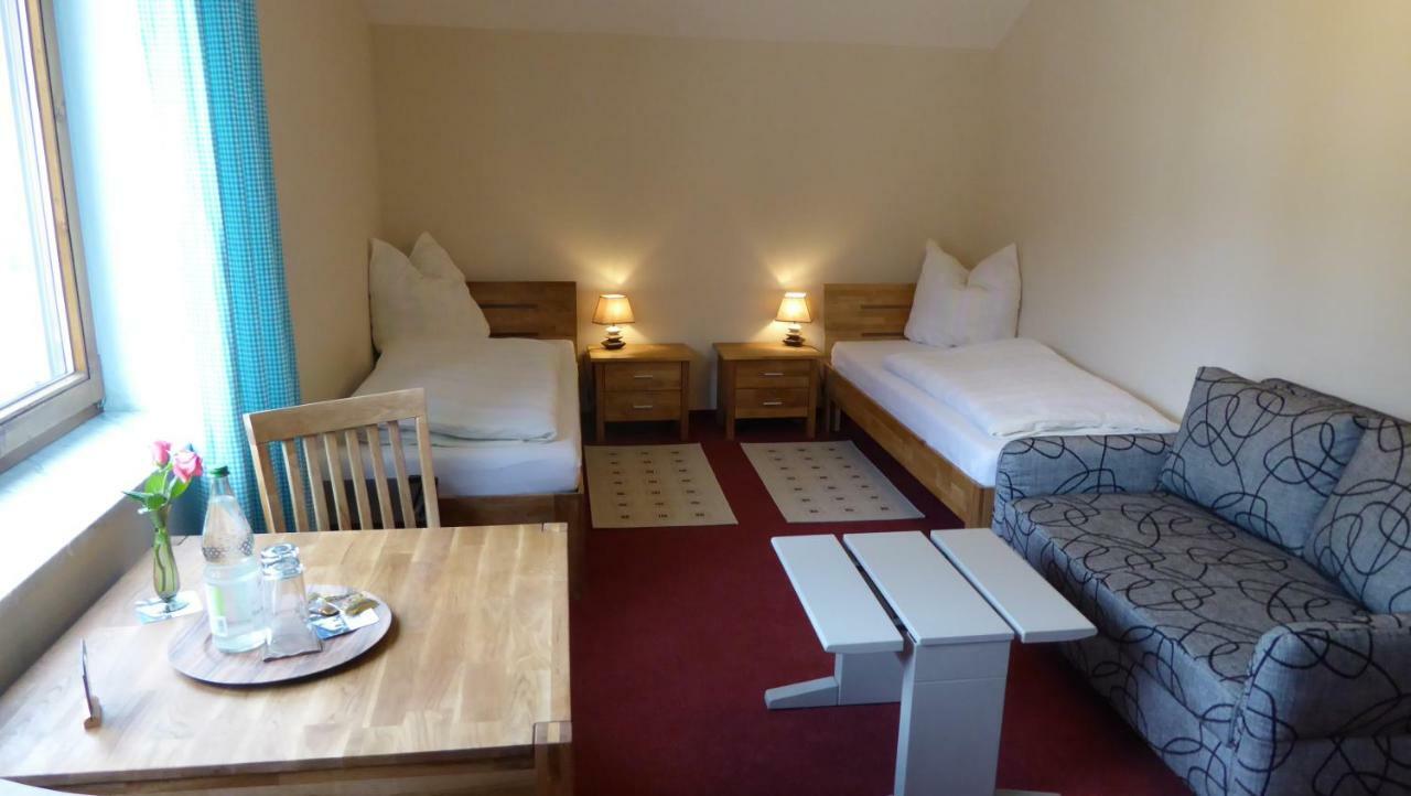 Haus Rosmarin Hotel Schrobenhausen Bagian luar foto