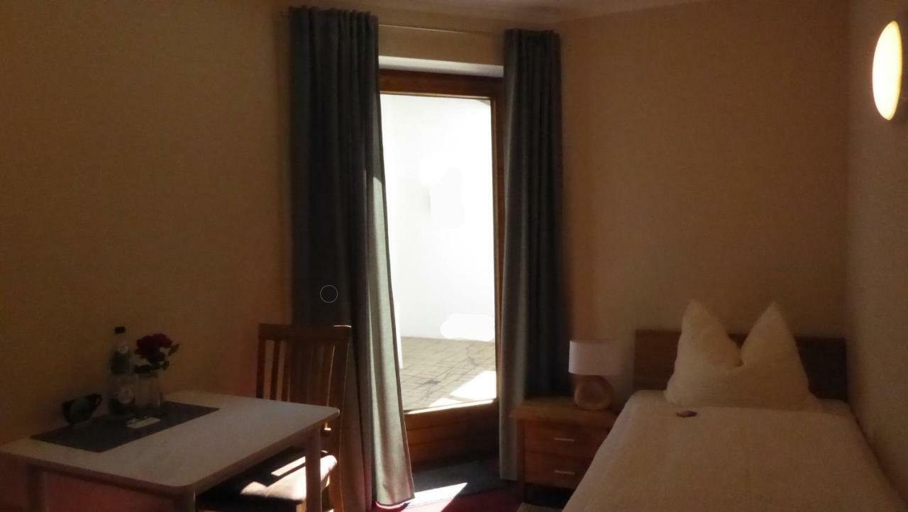 Haus Rosmarin Hotel Schrobenhausen Bagian luar foto
